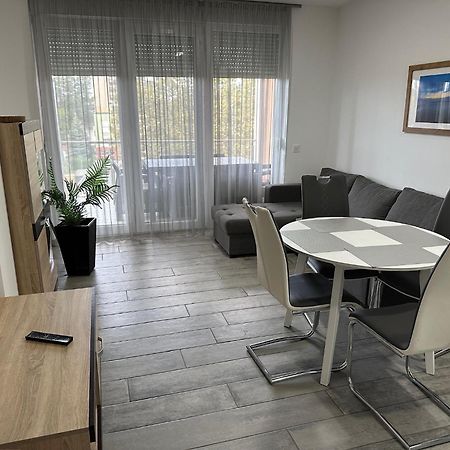 Mifi Apartman Balatonlelle Exterior photo