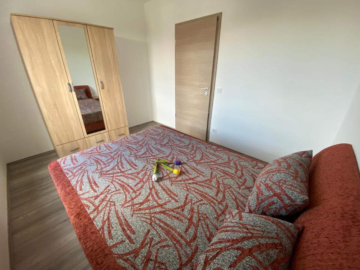 Mifi Apartman Balatonlelle Exterior photo